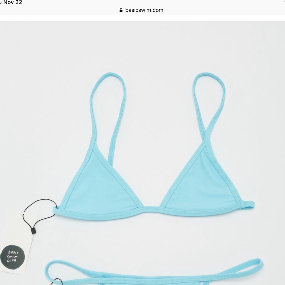 Basic swim top NWT